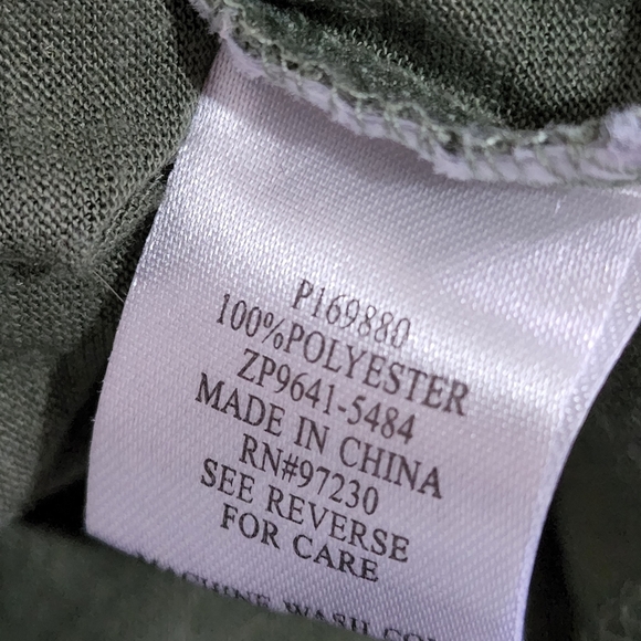 Almost Famous Crochet Front Halter Top - Picture 7 of 8